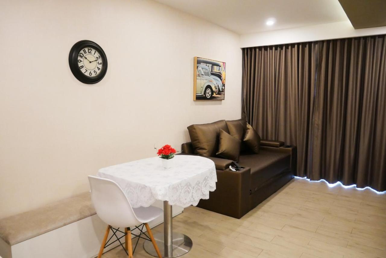 Seven Seas Resort Pattaya & Sofa Bed Jomtien Beach Exterior photo
