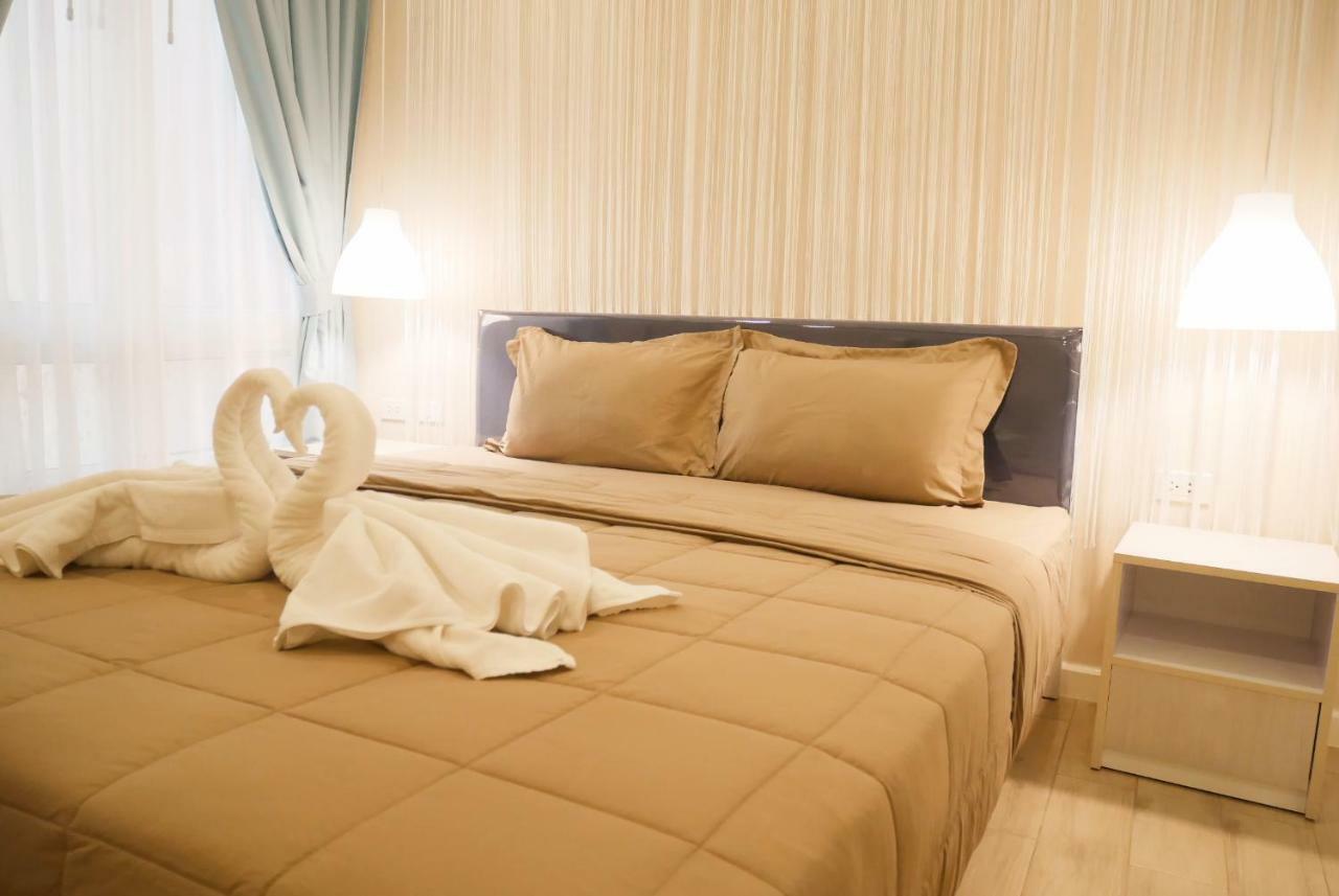 Seven Seas Resort Pattaya & Sofa Bed Jomtien Beach Exterior photo