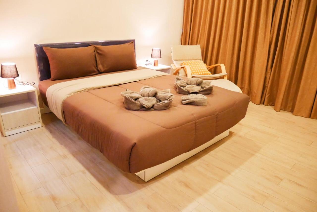Seven Seas Resort Pattaya & Sofa Bed Jomtien Beach Exterior photo